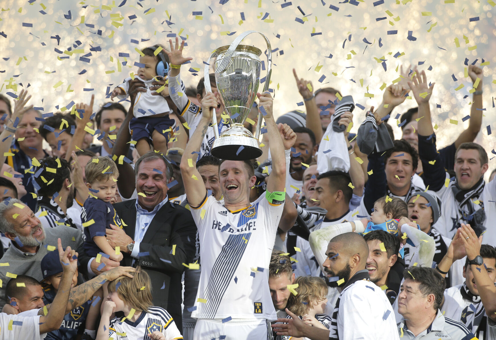 2014: Landon Donovan wins record 6th MLS title